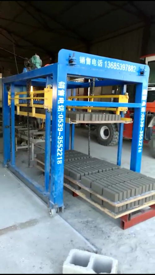 免燒磚機(jī)全自動(dòng)疊板機(jī)