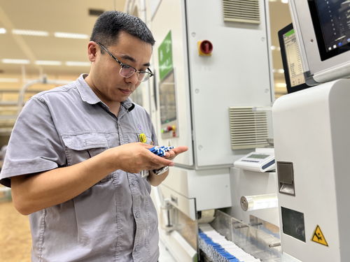 山東中煙青島卷煙廠卷包車間 強(qiáng)化過程控制 保障產(chǎn)品質(zhì)量